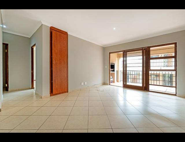 2 BEDROOM APARTMENT FOR SALE IN FERNDALE